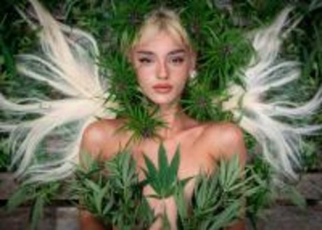 Roxane Eylaud photo 35