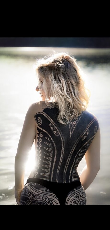 Ruby True Asmr photo 7