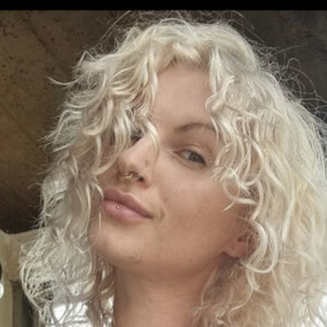 Profile photo of Ruby True Asmr