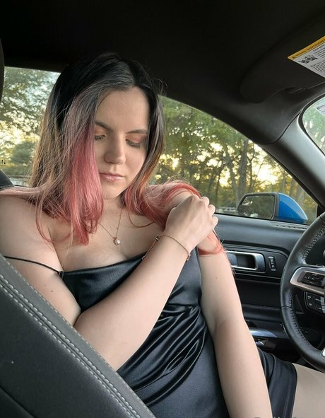 Ryliefoxx_free photo 12