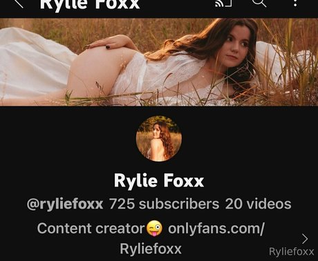 Ryliefoxx_free photo 42