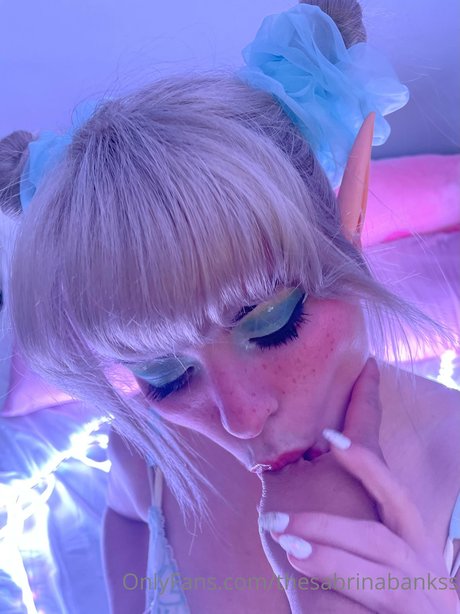 Sabrina Banks photo 6