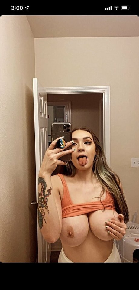 Sabrinathawitch photo 2