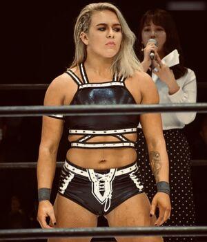 Sadie Gibbs photo 16