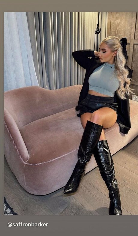 Saffron Barker photo 46