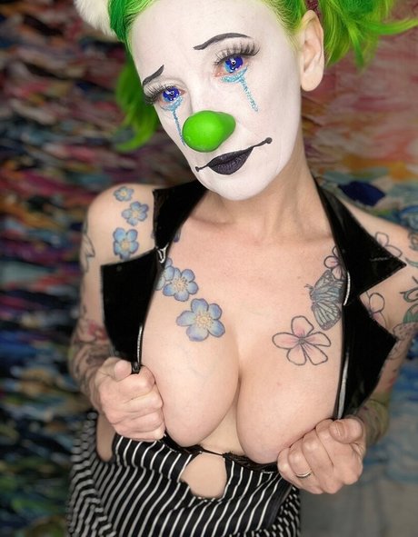 Sage Griffin photo 36