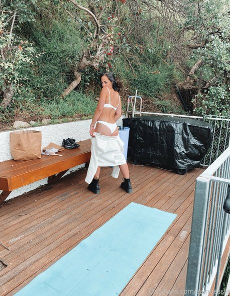 Saintjessie photo 2