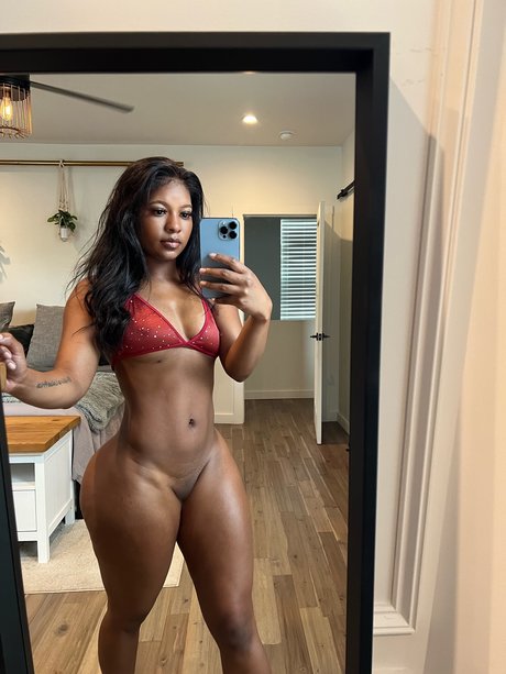 Saleema Mansur photo 19