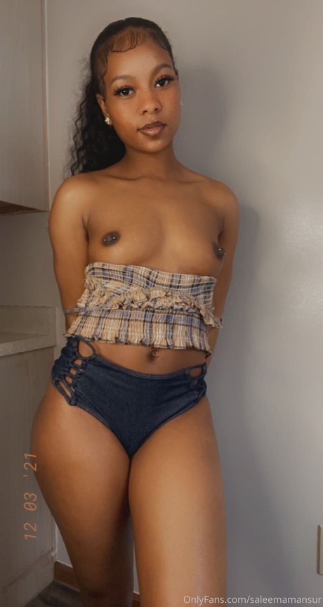 Saleema Mansur photo 49