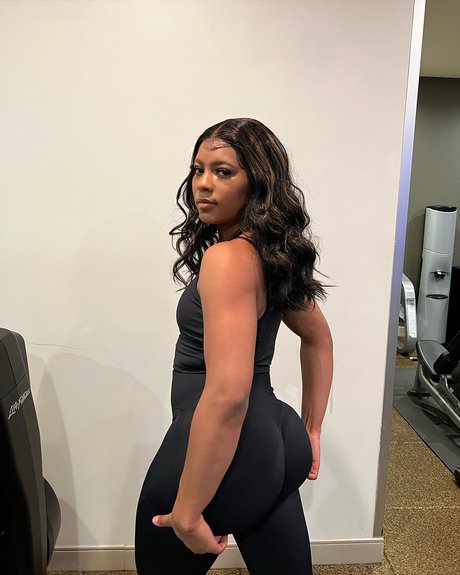 Saleema Mansur photo 72