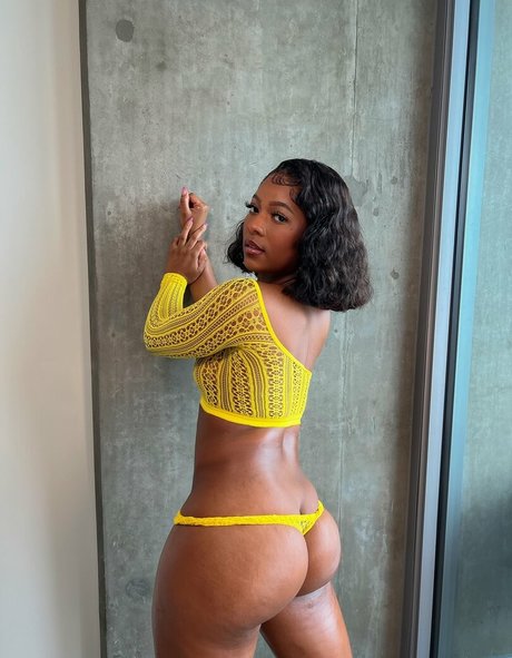 Saleema Mansur photo 216