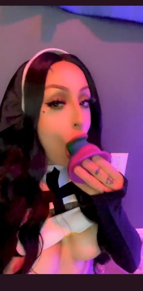 Salem_sinner photo 23