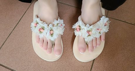 Sally Dorasnow photo 9