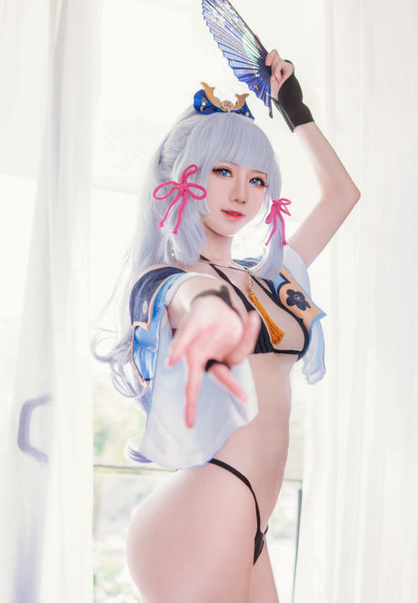 Sally Dorasnow photo 29