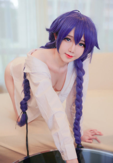 Sally Dorasnow photo 45