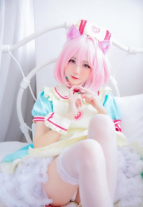 Sally Dorasnow photo 59