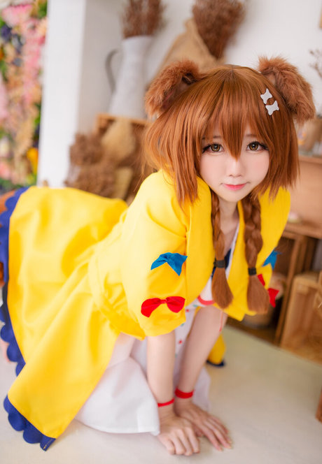 Sally Dorasnow photo 139