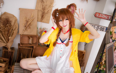 Sally Dorasnow photo 144