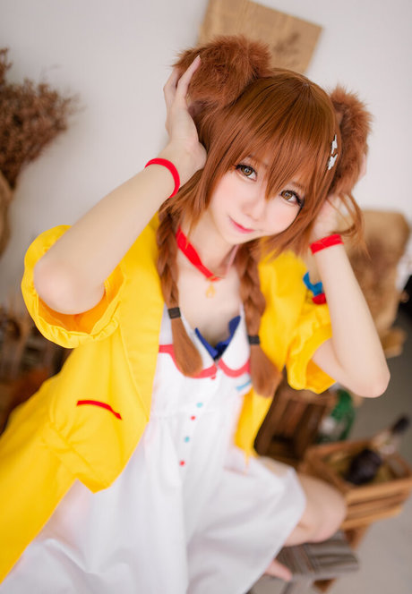 Sally Dorasnow photo 145