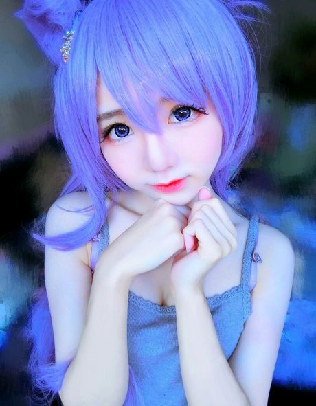 Sally Dorasnow photo 172