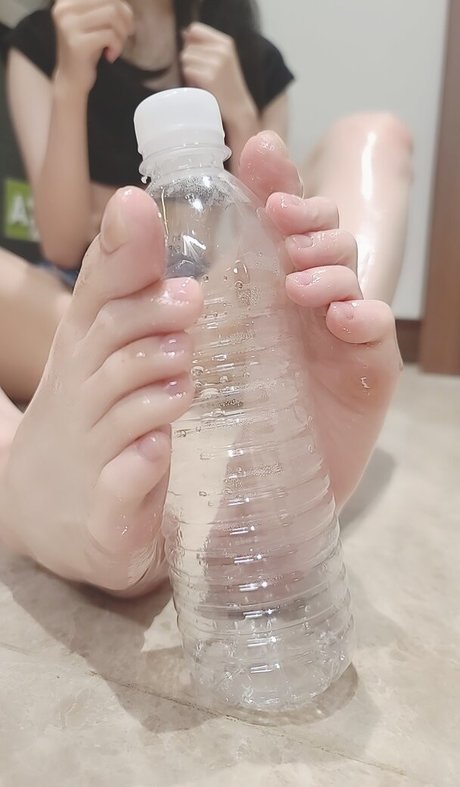 Sally Dorasnow photo 201