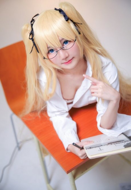 Sally Dorasnow photo 233