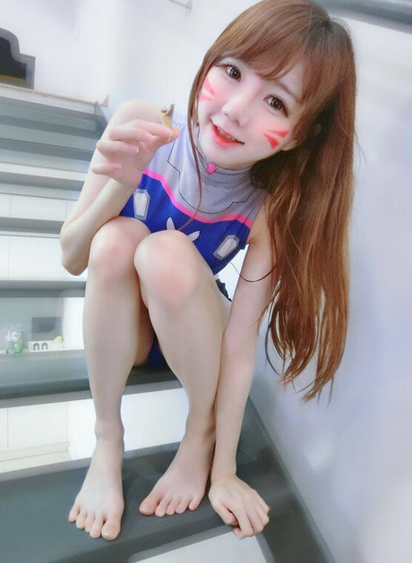 Sally Dorasnow photo 251