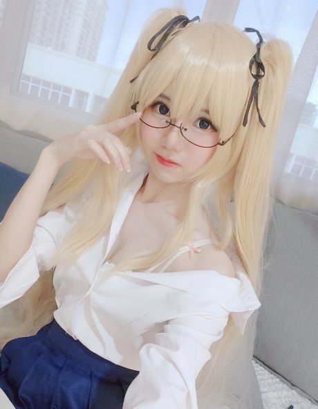 Sally Dorasnow photo 290