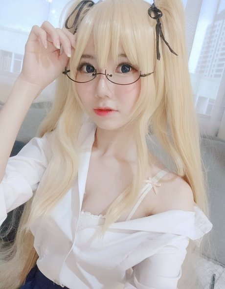 Sally Dorasnow photo 301