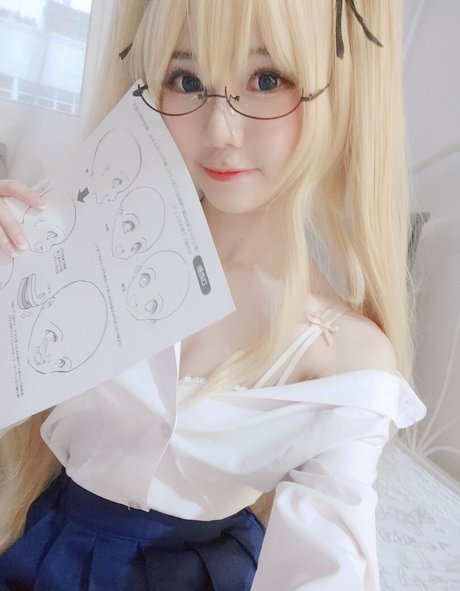 Sally Dorasnow photo 306