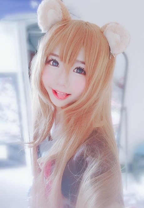 Sally Dorasnow photo 329