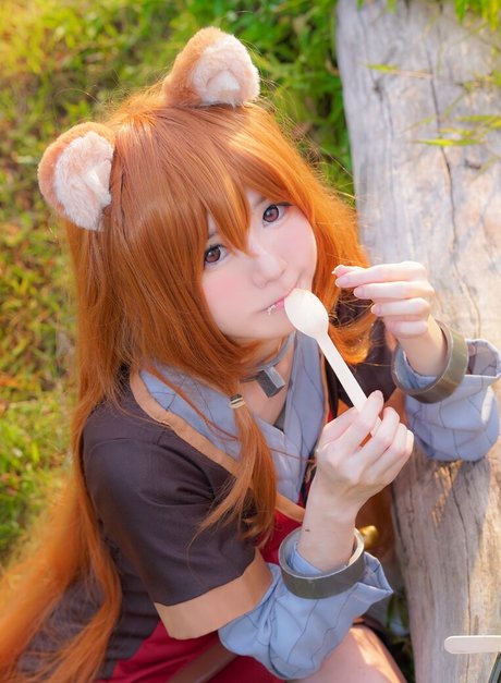 Sally Dorasnow photo 330