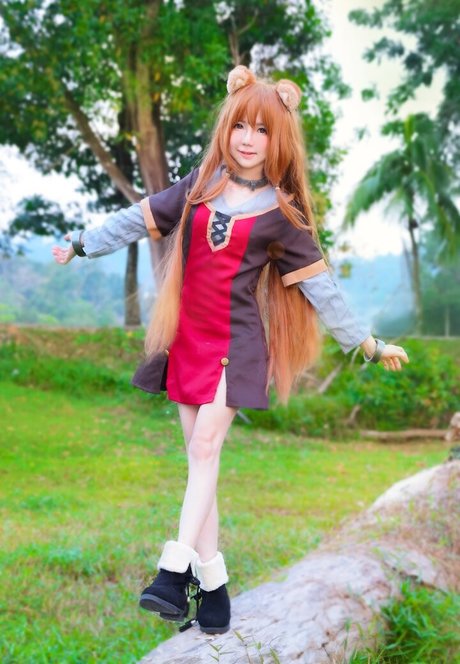 Sally Dorasnow photo 333