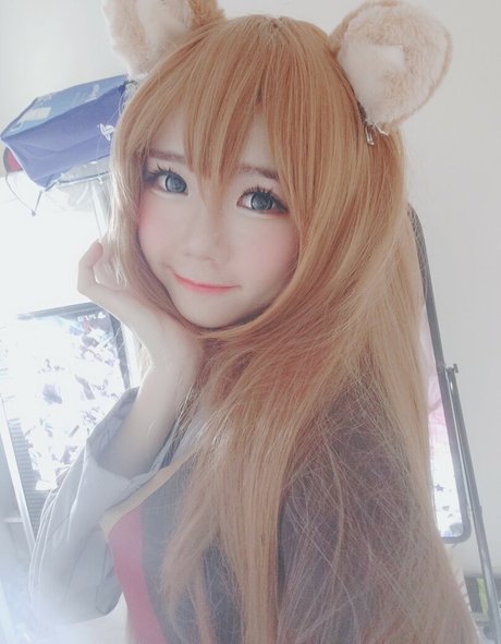 Sally Dorasnow photo 340