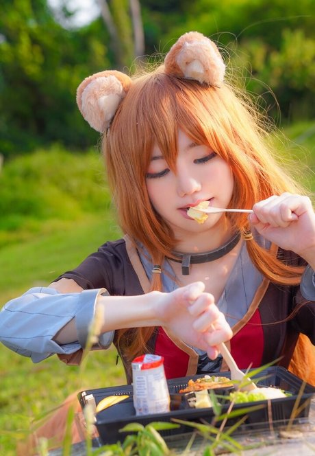 Sally Dorasnow photo 352