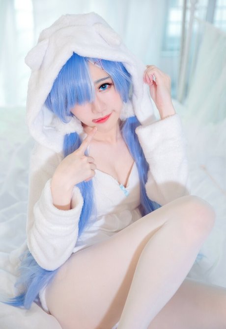 Sally Dorasnow photo 428