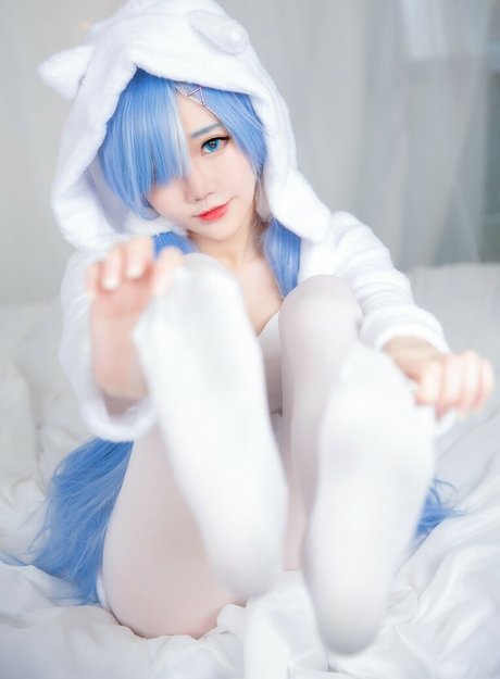 Sally Dorasnow photo 442