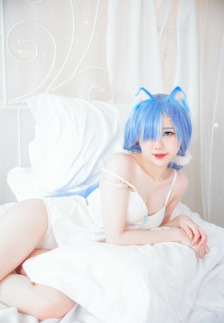 Sally Dorasnow photo 450