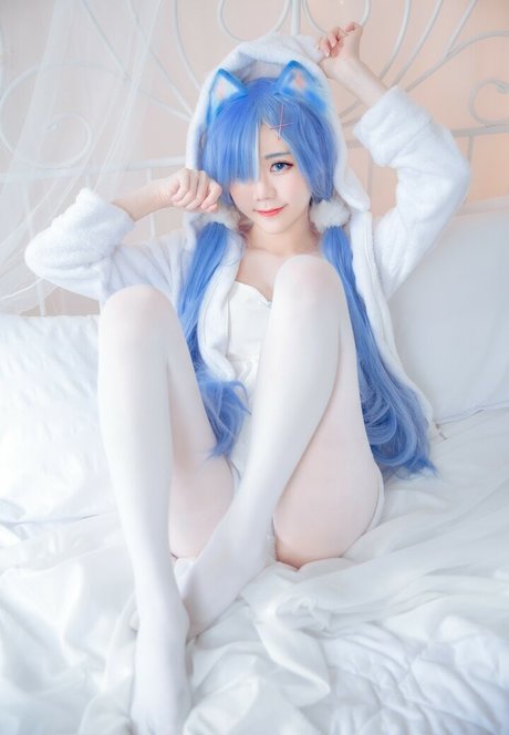 Sally Dorasnow photo 463