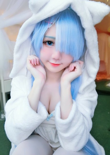 Sally Dorasnow photo 465