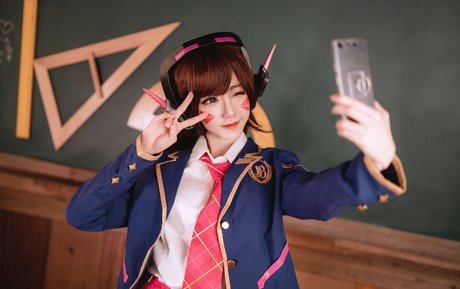 Sally Dorasnow photo 567