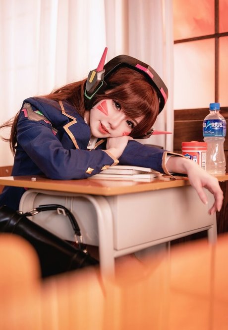 Sally Dorasnow photo 572