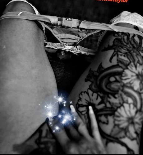 Samantha Taylor photo 29