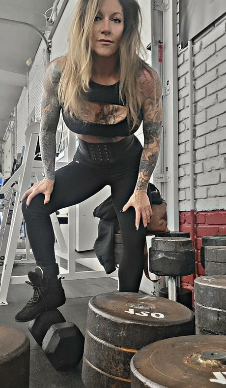 Samantha Taylor photo 48