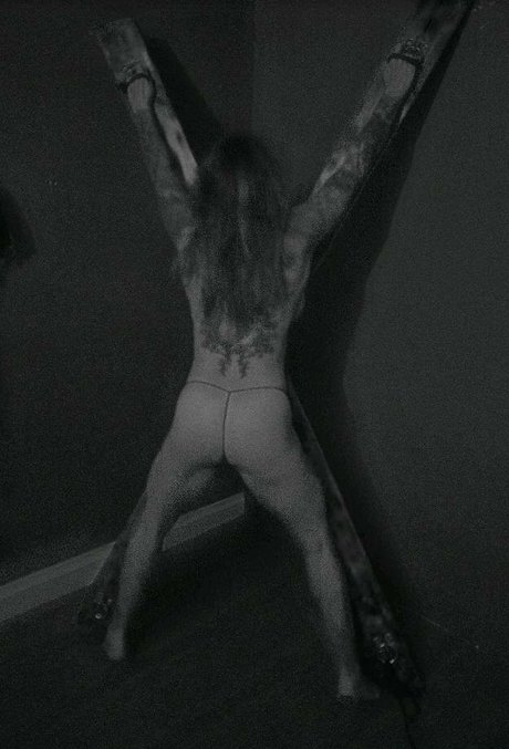 Samantha Taylor photo 90
