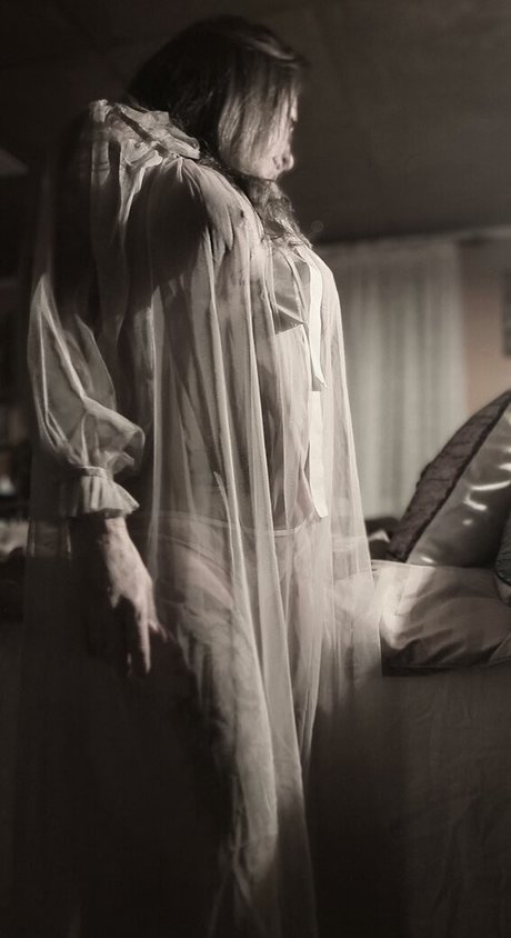 Samantha Taylor photo 126