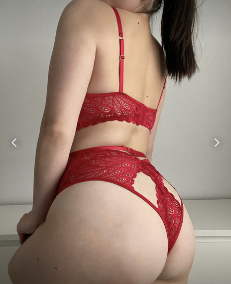 Samantha Warren photo 11