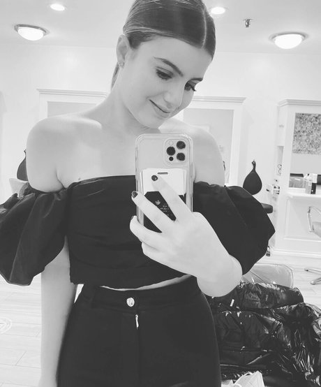 Sami Gayle photo 2