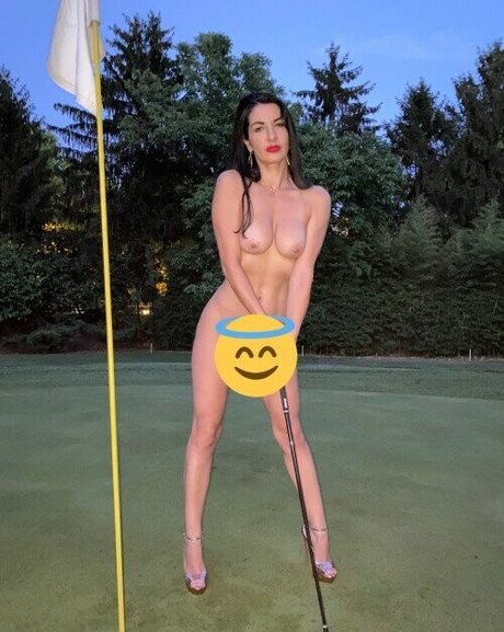 Profile photo of Sara Your Dream