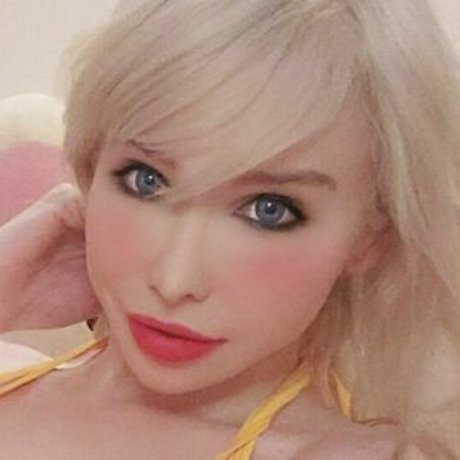 Sarina Valentina photo 28